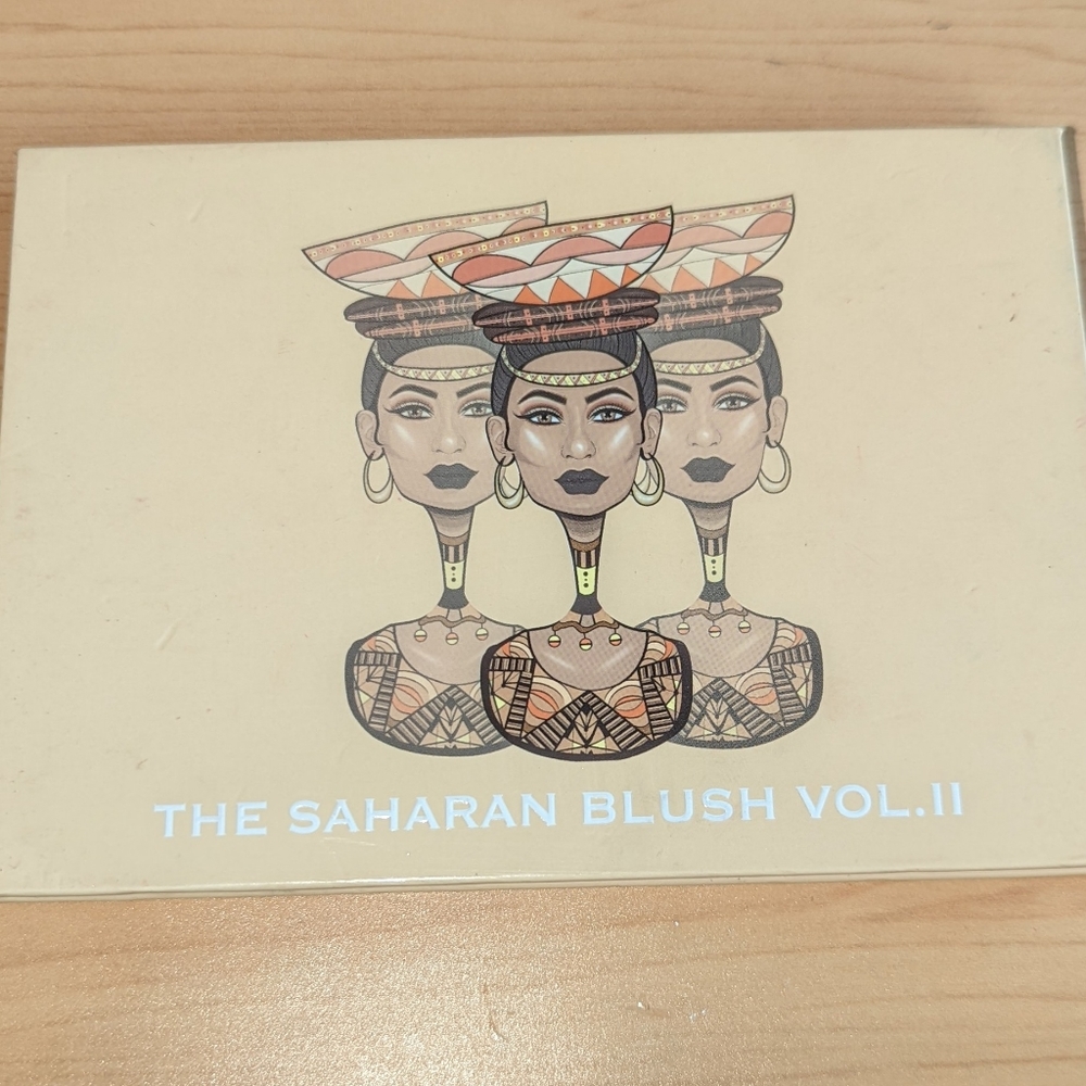 Juvia's Place The Saharan Blush Volume 2